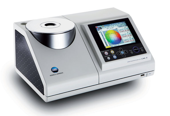 Stolní spektrofotometr CM - 5